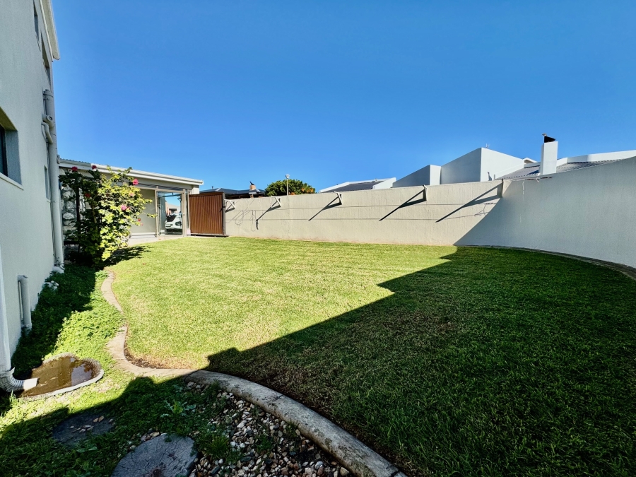 4 Bedroom Property for Sale in Stilbaai Wes Western Cape